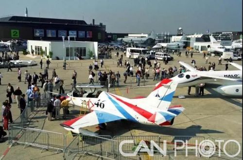 ➺1999年K8飞机首次参加巴黎航展 ➺1999年K8飞机首次参加巴黎航展